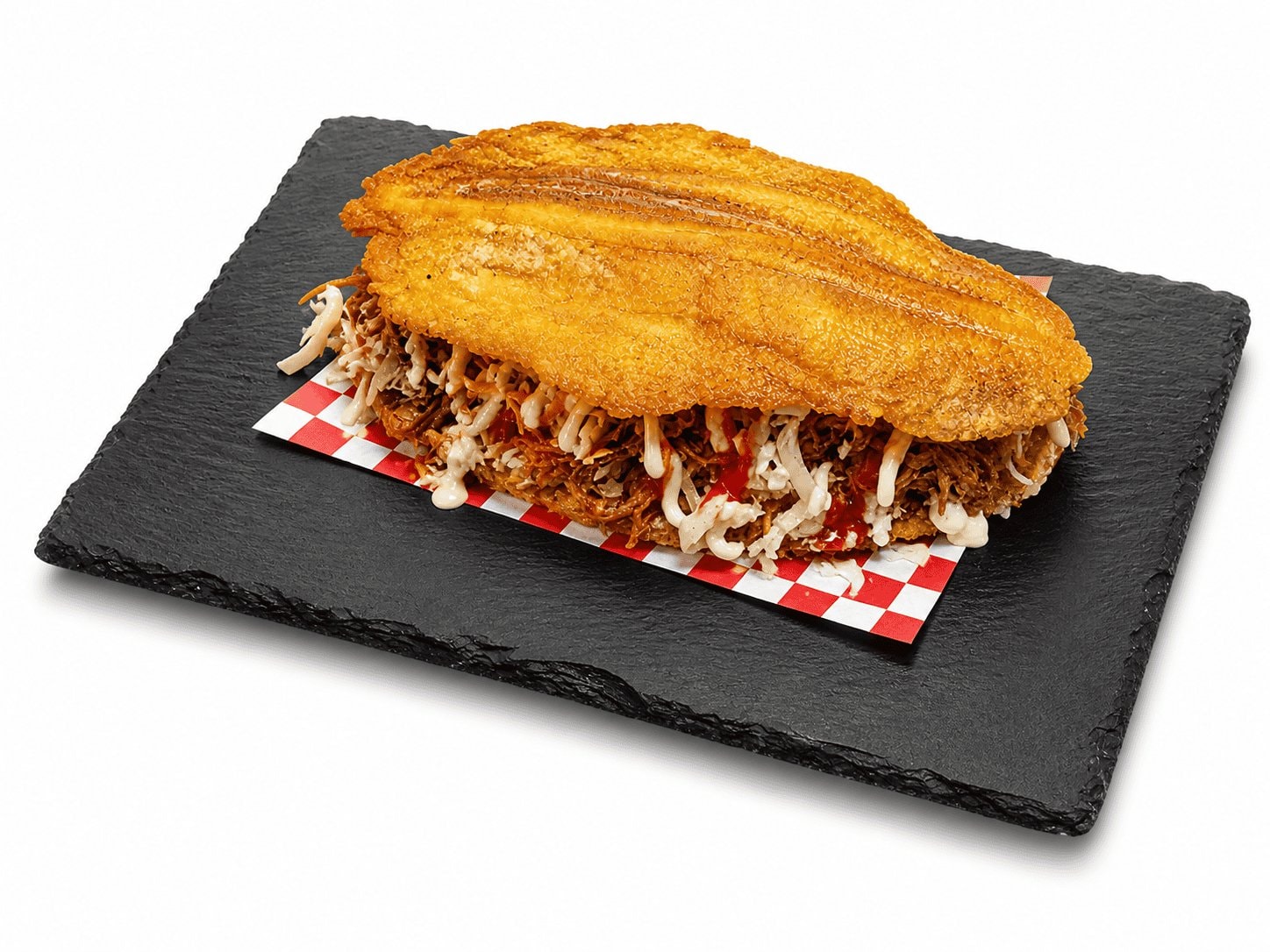 Patacón de Fogón Criollo — plátano verde frito relleno al estilo venezolano